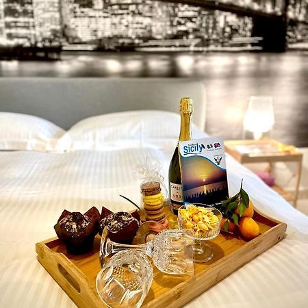 The Place Apartment Terrasini Luaran gambar