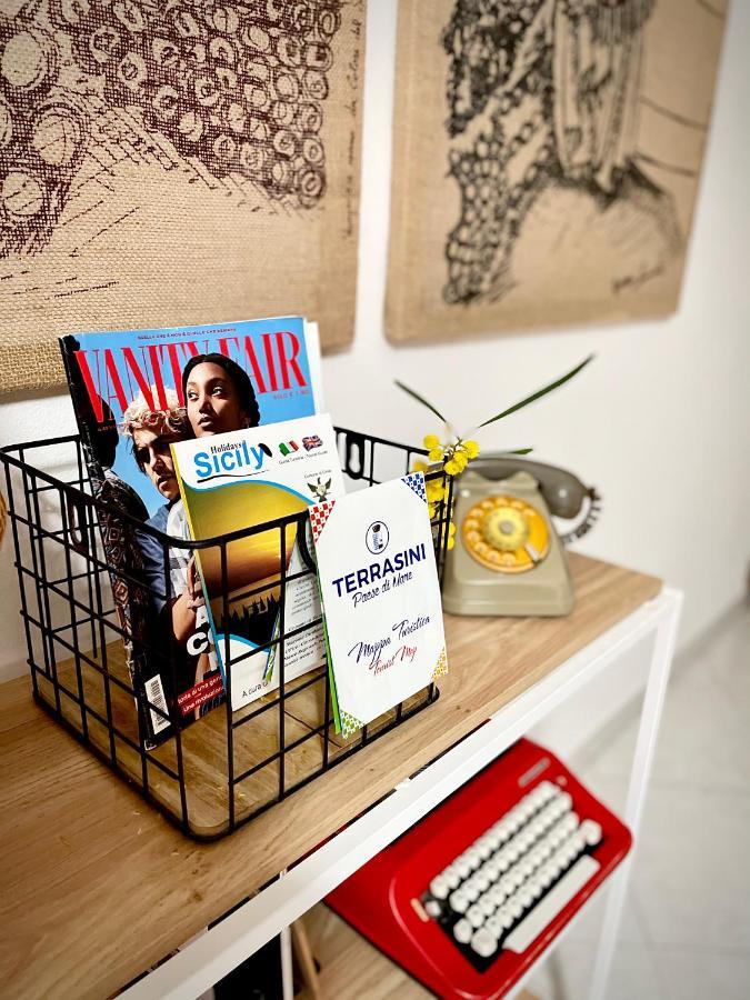 The Place Apartment Terrasini Luaran gambar